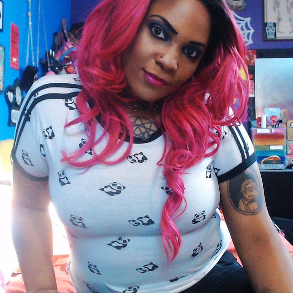 On Fire Panda Tee - Picture 1 of 2